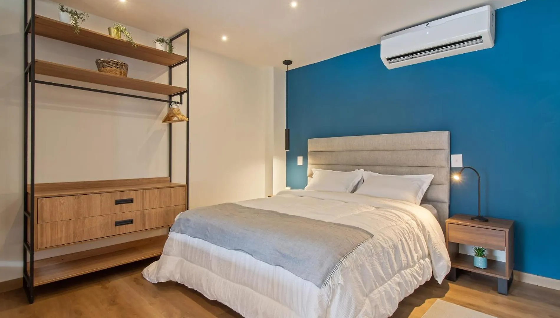 Apartment Studios Exito Medellin